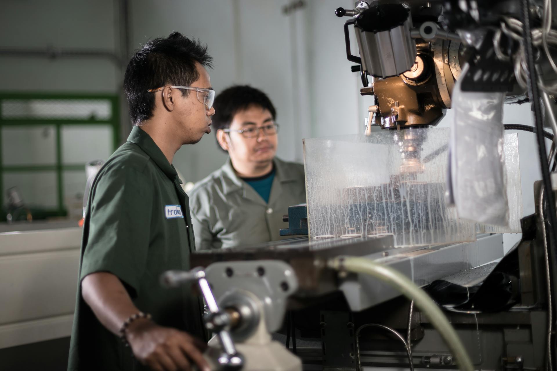 Manufacturing & Distribution Accounting